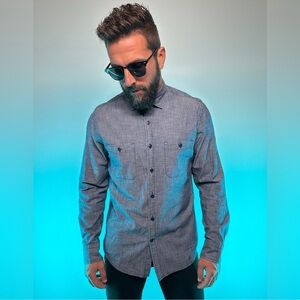 EXPRESS / Blue Chambray Style Button Down / Medium / Indie Rock Hipster Tailored
